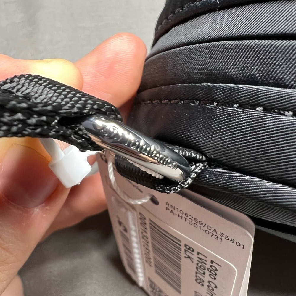 Lululemon Logo Coin Pouch NWT Black - Picture 13 of 15